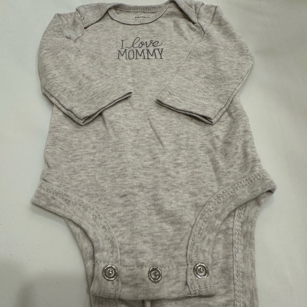 Carter’s Gray Baby Onesie with 'I Love Mommy' Print